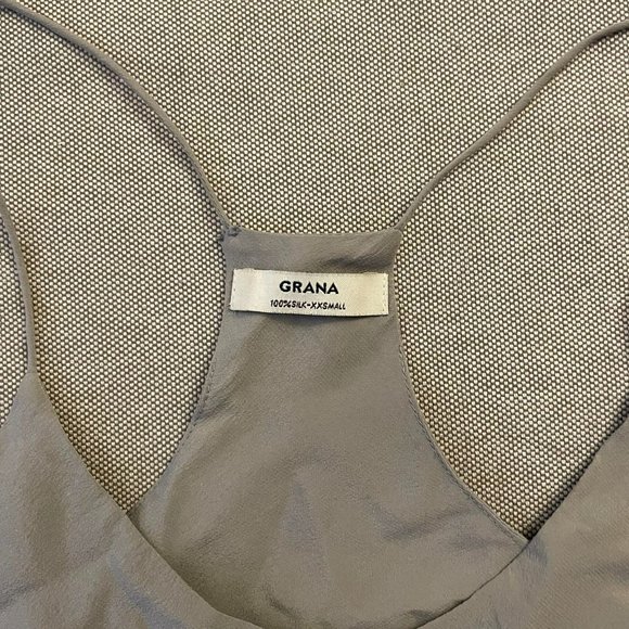 Grey 100% Silk Grana Tank Top - Picture 2 of 3